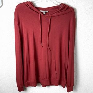 Lightweight | sweater |